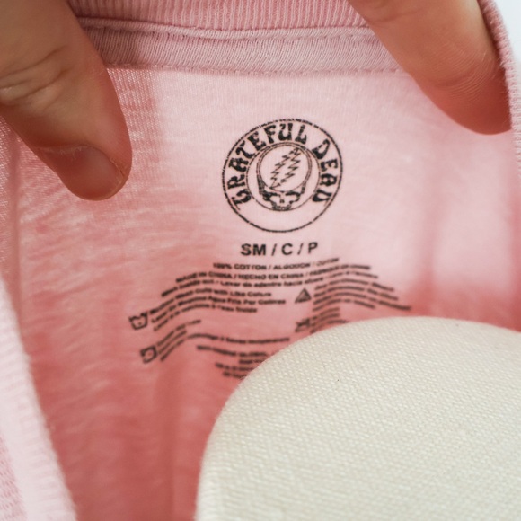 Grateful Dead Skeleton & Roses tie-dye short-sleeve graphic t-shirt Small Pink - Picture 5 of 5